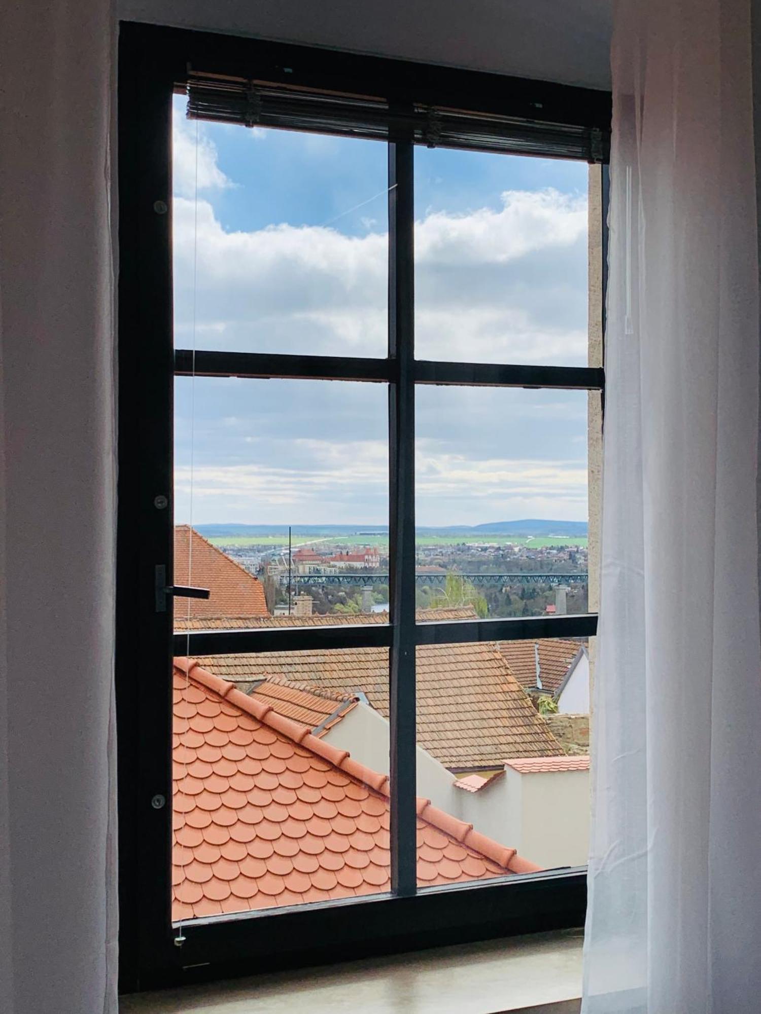 Boutique Apartments U Rolanda, Mikulasske Namesti Znojmo Cameră foto