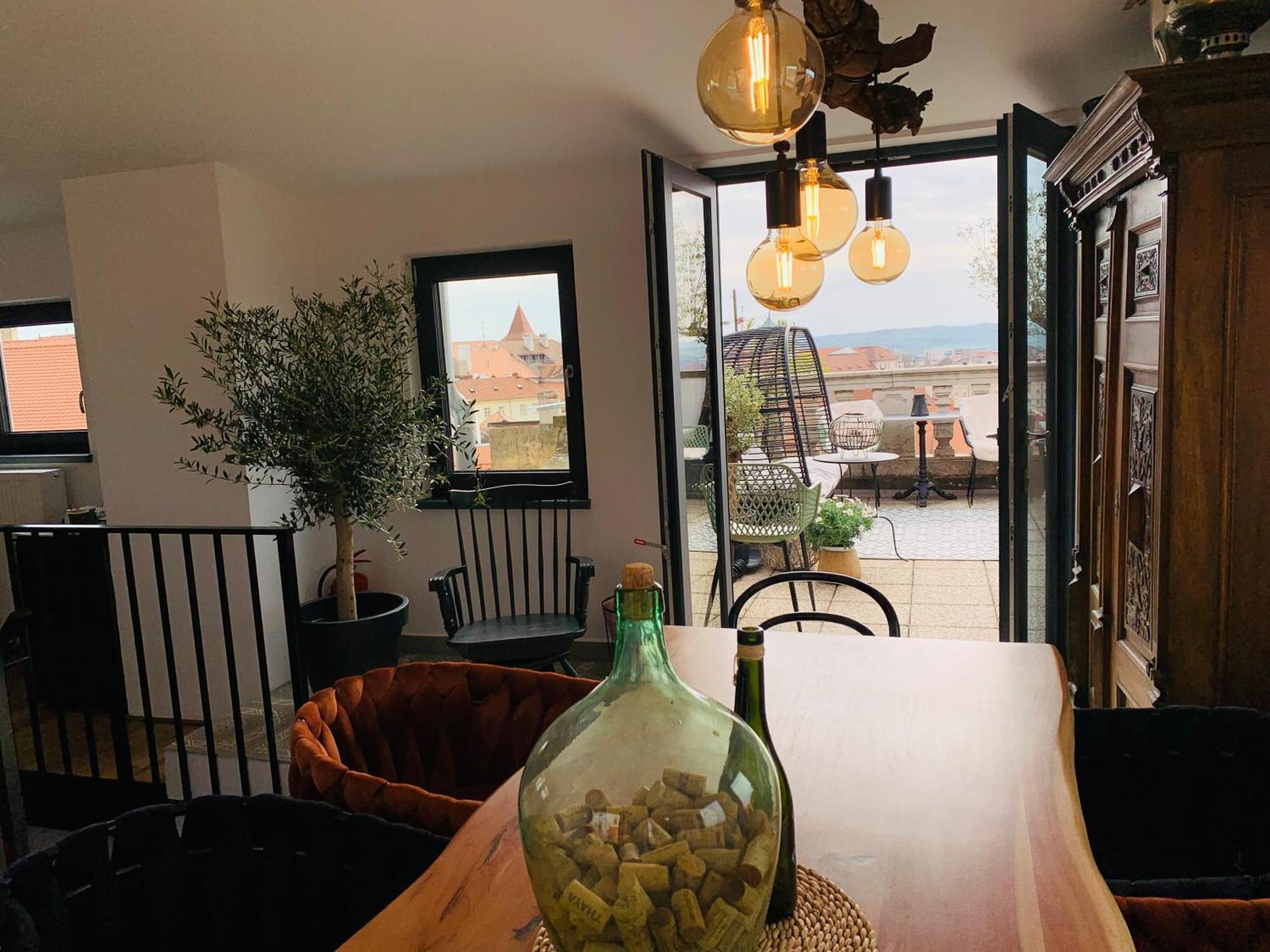 Boutique Apartments U Rolanda, Mikulasske Namesti Znojmo Exterior foto
