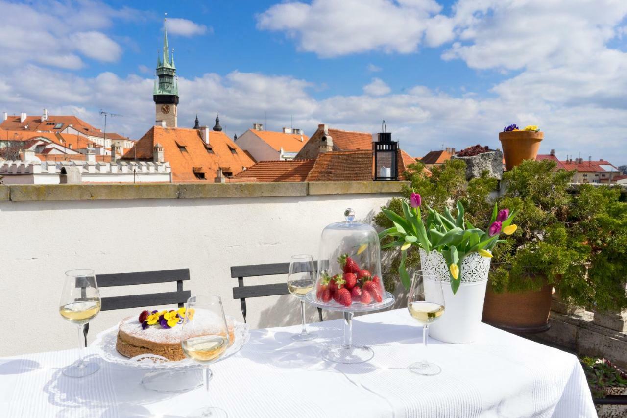 Boutique Apartments U Rolanda, Mikulasske Namesti Znojmo Exterior foto