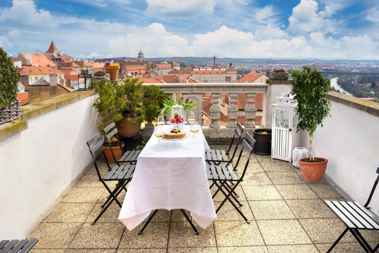 Boutique Apartments U Rolanda, Mikulasske Namesti Znojmo Exterior foto